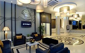 Holiday Villa Hotel & Suites - Wakaf Che Yeh, Night Market